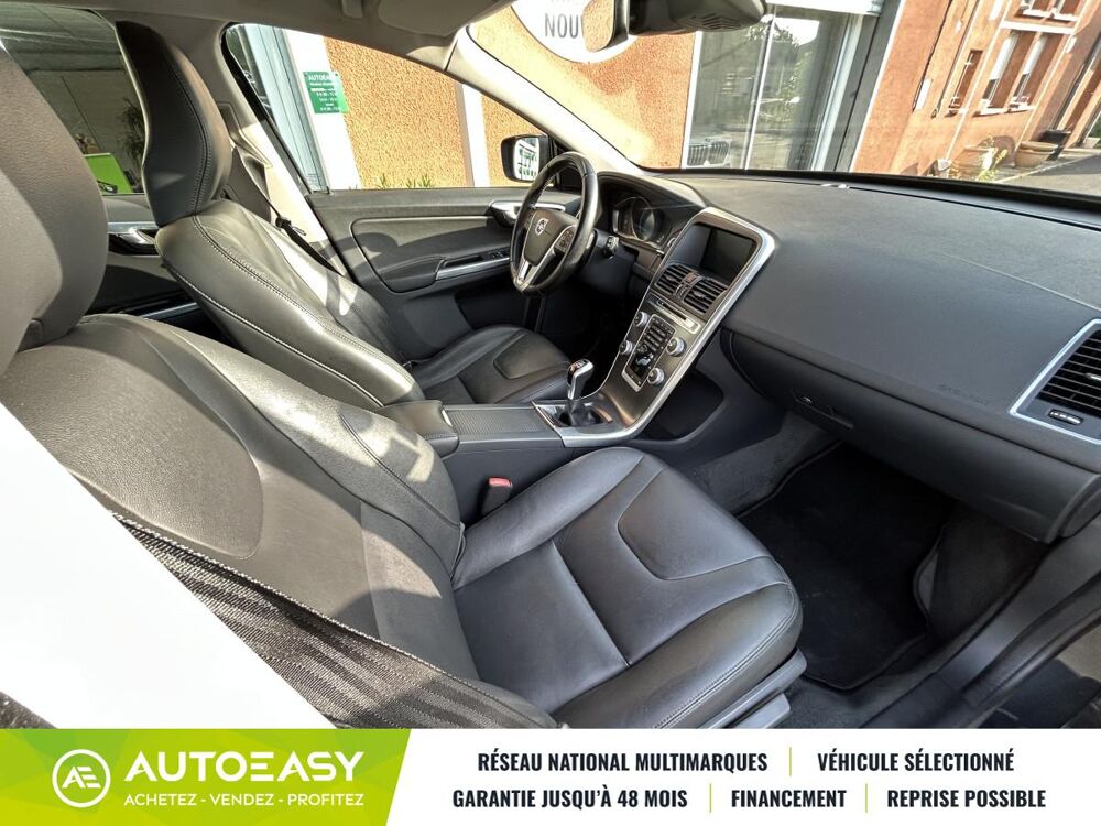 XC60 2.0 D3 Momentum business 150 cv 4x2 Distribution faite 2015 occasion 32600 l'Isle Jourdain