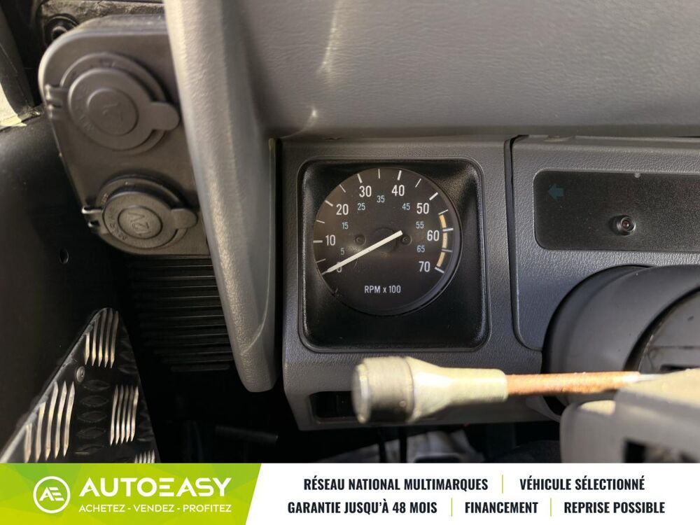 Wrangler YJ 2.5 i Break bach&eacute; 4WD 121 CV 1989 occasion 33185 Le Haillan