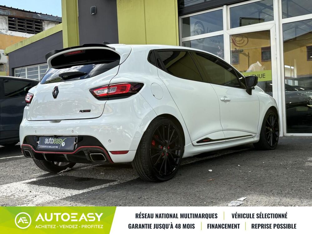 Clio IV RS Trophy Phase 2 5 portes 1.6 T 16V EDC6 220 cv Bo&icirc;te au 2017 occasion 97122 Baie-Mahault