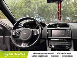 F-PACE 20d 2.0D AWD 180cv R-DYNAMIC 2017 occasion 97460 Saint-Paul