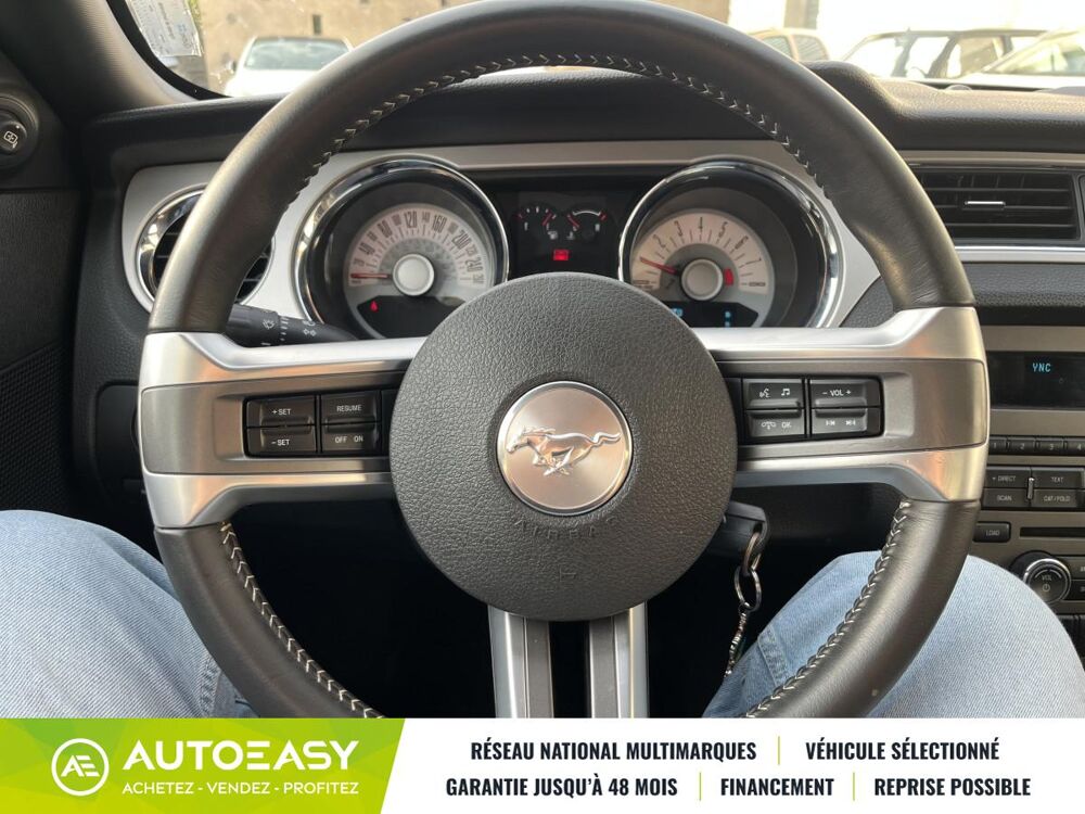 Mustang V 3.7 V6 BVA 310 cv / HOMOLOGUEE FRANCE / TRES FAIBLE KILOME 2011 occasion 84260 Sarrians