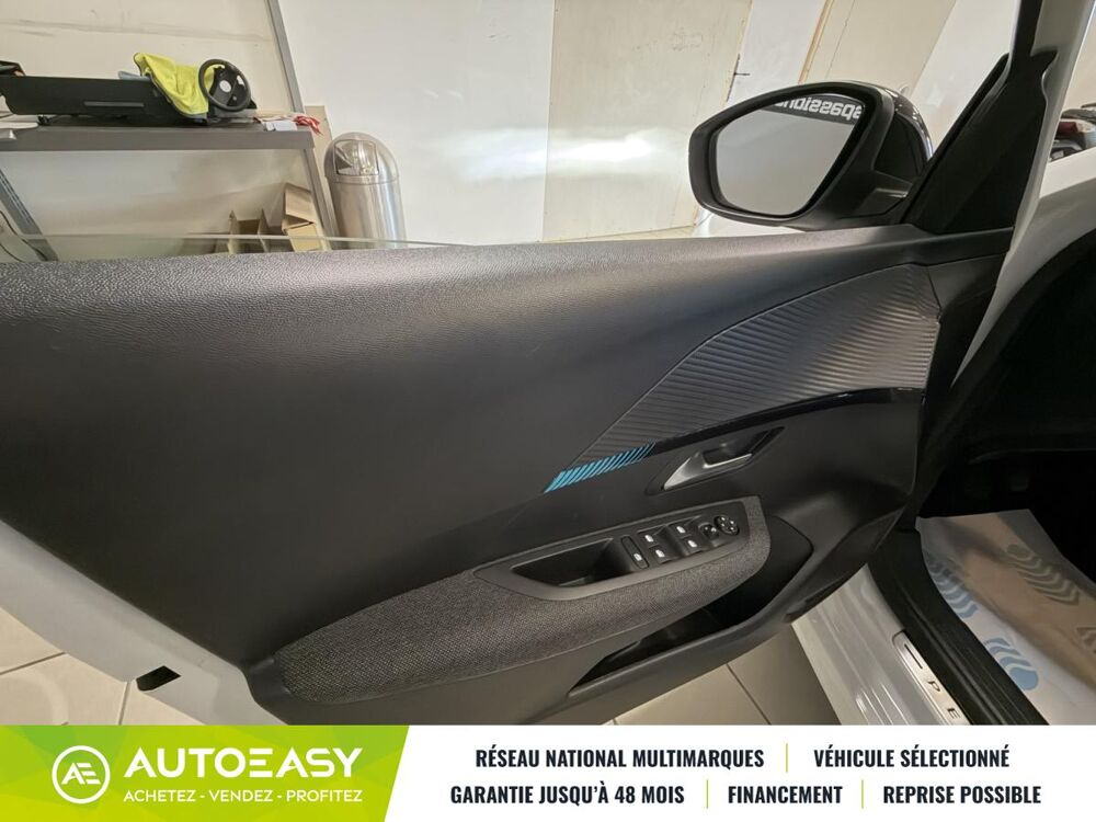 208 PEUGEOT  PureTech 75 S&S BVM5 Style 2023 occasion 38150 CHANAS