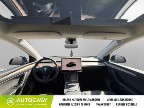 Model Y Standard Range / 320 ch / SOH 94 % 2024 occasion 38300 Bourgoin-Jallieu