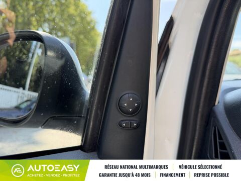 Ka 1.2 69 Titanium / 1&egrave;re Main / Distribution OK / Climatisatio 2016 occasion 13330 P&eacute;lissanne