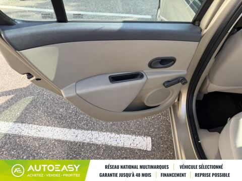 Clio 1.2 TCe 100 ch Dynamique 5p / Clim auto / Vitres AV elec / F 2007 occasion 69120 Vaulx-en-Velin