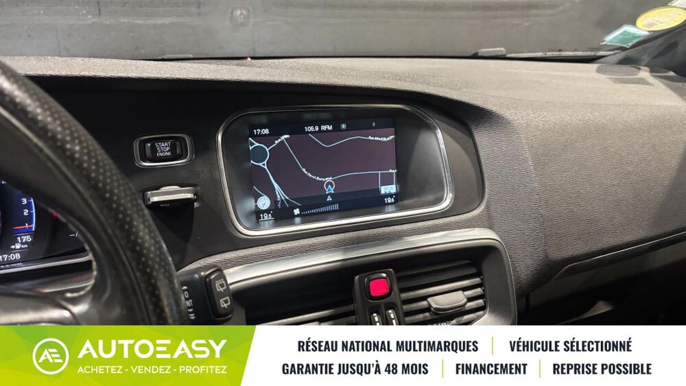 V40 D3 2.0 150cv R-DESIGN / SIEGES CUIR-ALCANTARA / RADARS AR / 2017 occasion 29850 GOUESNOU