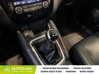 Qashqai 1.6 dCi 130 ch Tekna / Toit panoramique / Suivi d'entretien 2015 occasion 29850 GOUESNOU