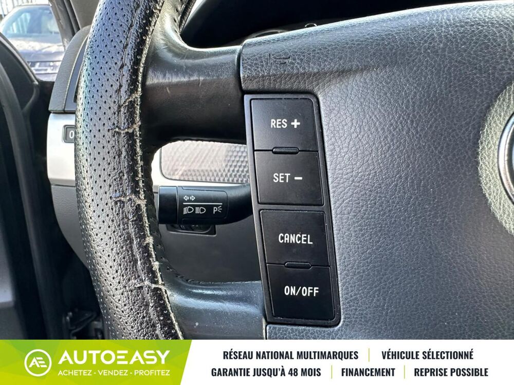 Touareg I R5 2.5 TDi Tiptronic 174 CV Bo&icirc;te auto * CLIM * SIEGES CHA 2006 occasion 33185 Le Haillan