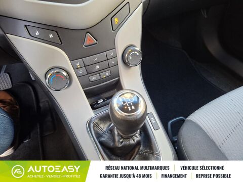Cruze 1.6i 124 CH LS PLUS 23750 kms ditribution ok 1ere main 2012 occasion 06300 Nice