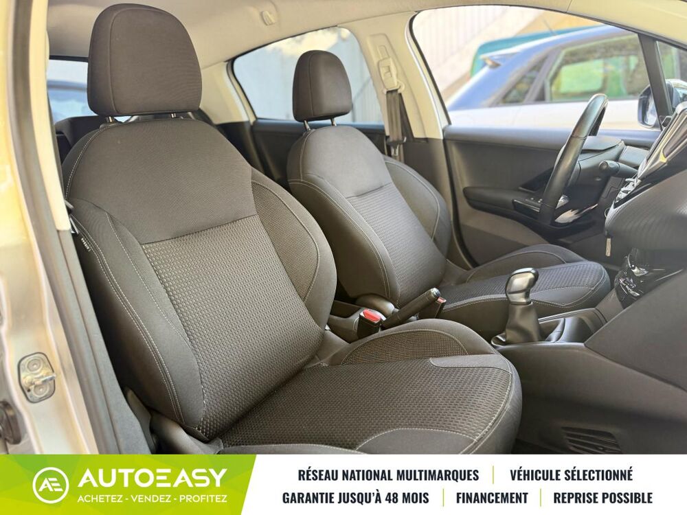 208 1.2 THP Allure 110 cv / 35 500 km / FULL Entretien PEUGEOT / 2016 occasion 34430 Saint-Jean-de-Vedas