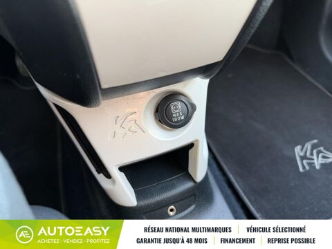 Ka 1.2 69 Titanium / 1&egrave;re Main / Distribution OK / Climatisatio 2016 occasion 13330 P&eacute;lissanne