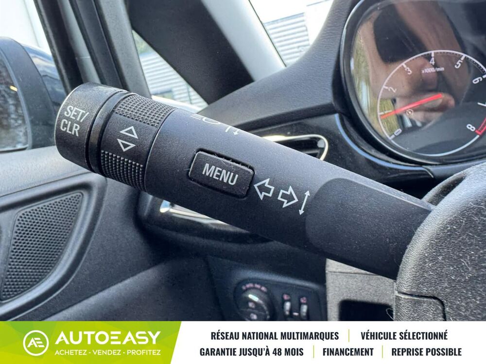 Corsa E 3 Portes 1.4 i Turbo ecoFLEX S&S 101 cv 2018 occasion 56000 Vannes