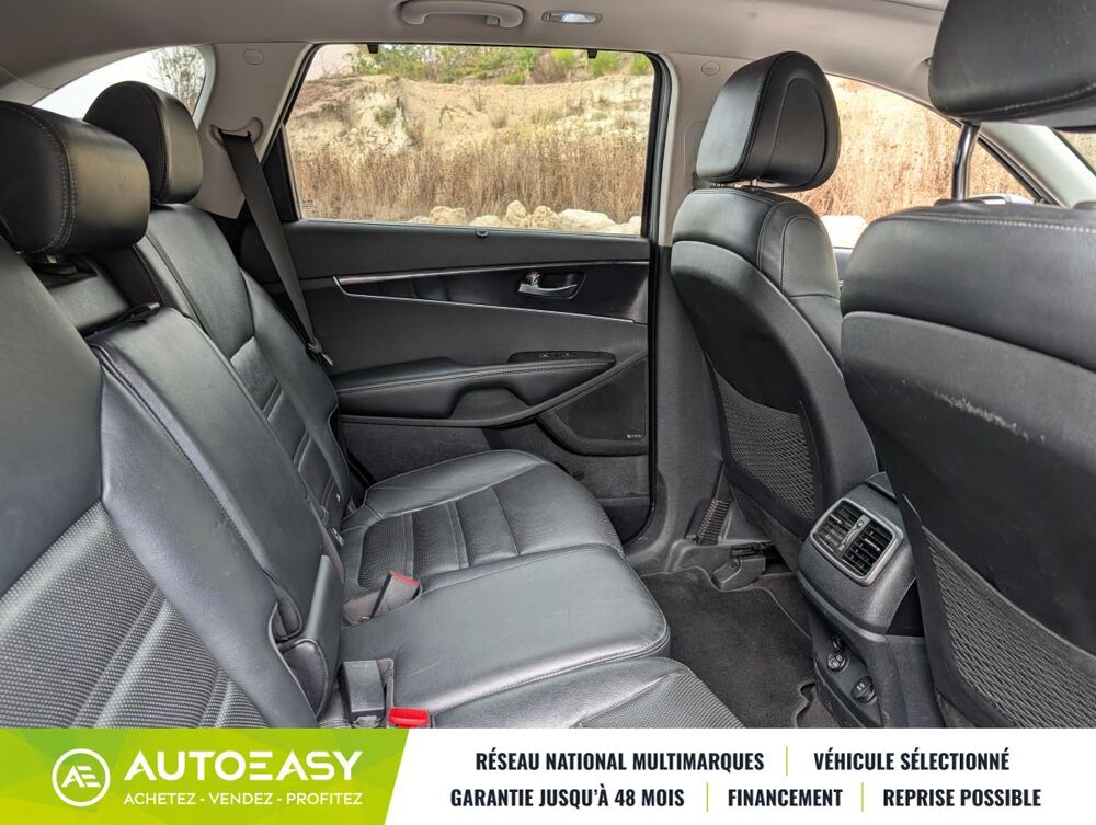Sorento 2.2 crdi 200 cv 4X4 bva 7 places ultimate full option 2015 occasion 45240 La Fert&eacute;-Saint-Aubin
