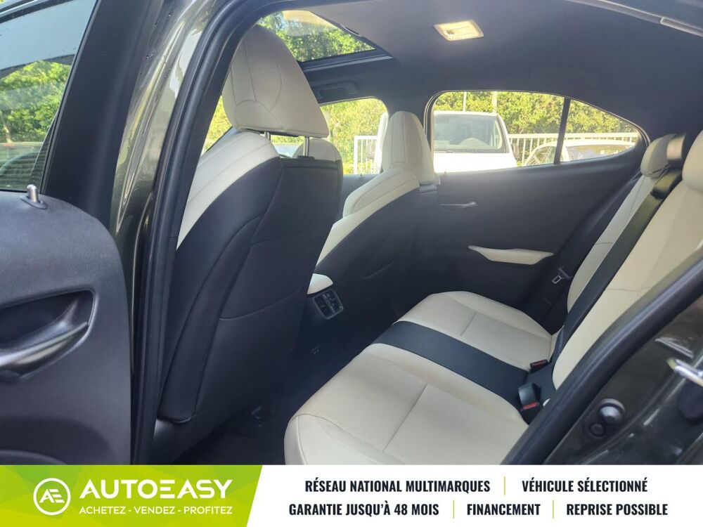 UX 250h F SPORT Executive Toit ouvrant 2022 occasion 44470 Carquefou