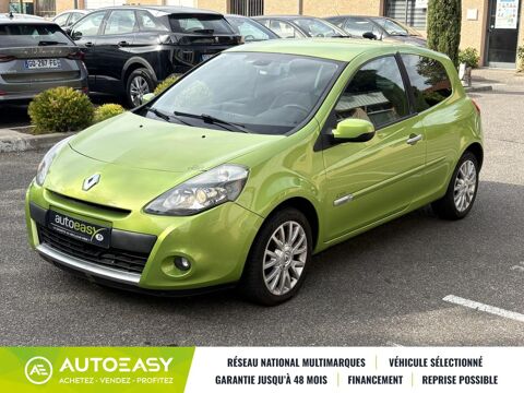Clio 3 1.6 112 ch AUTHENTIQUE / ENTRETIEN COMPLET / BVA / KIT DE 2011 occasion 69120 Vaulx-en-Velin