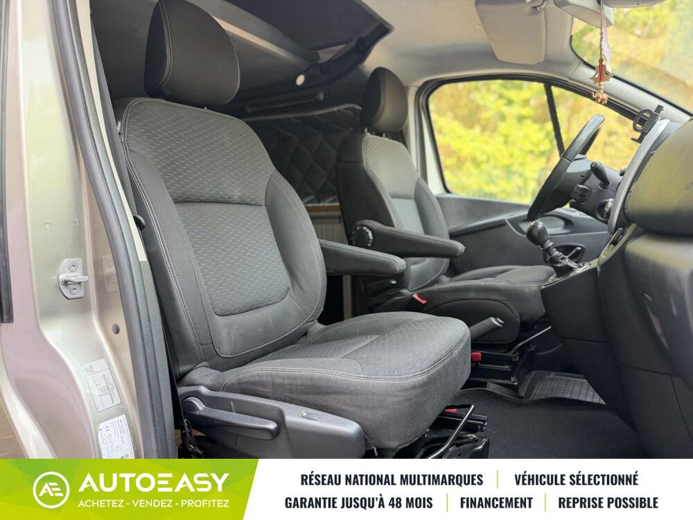 Vivaro OVAN Van Am&eacute;nag&eacute; L1H1 / Camping Car / 4 pl. assises / 4 Cou 2017 occasion 34430 Saint-Jean-de-Vedas
