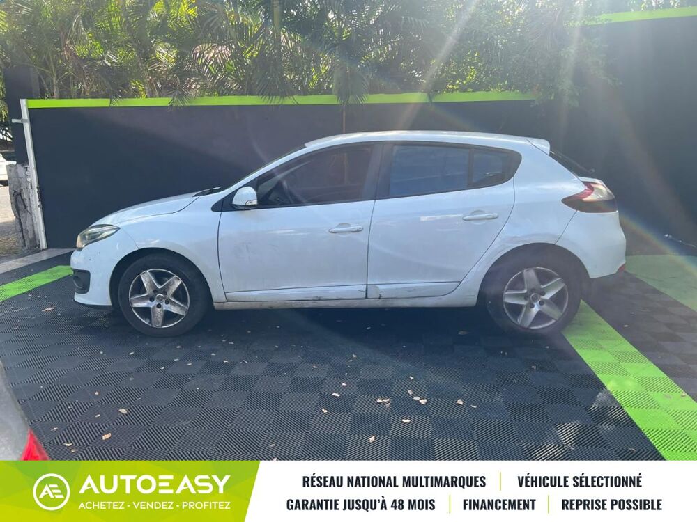 M&eacute;gane III Phase 3 Hatchback 1.5 dCi eco2 S&S 110 cv 2015 occasion 97460 Saint-Paul