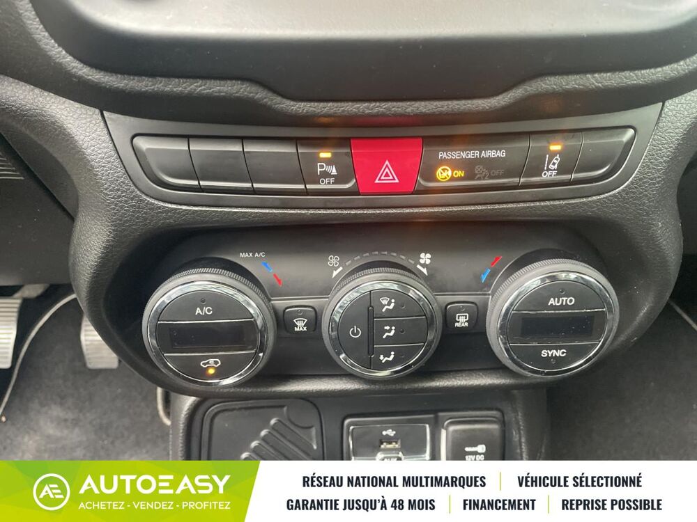 Renegade 1.4 TURBO MULTIAIR LIMITED 2WD 140 2015 occasion 78380 Bougival