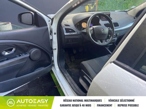 M&eacute;gane III Phase 3 Hatchback 1.5 dCi eco2 S&S 110 cv 2015 occasion 97460 Saint-Paul