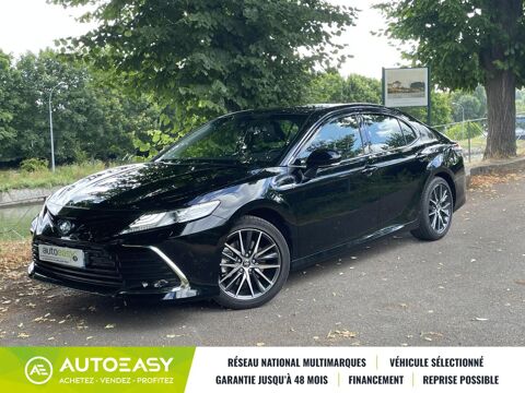 Toyota Camry 2.5 VVT-I 16V HYBRID DESIGN 218 / TVA RECUPERABLE 2024 occasion Bougival 78380