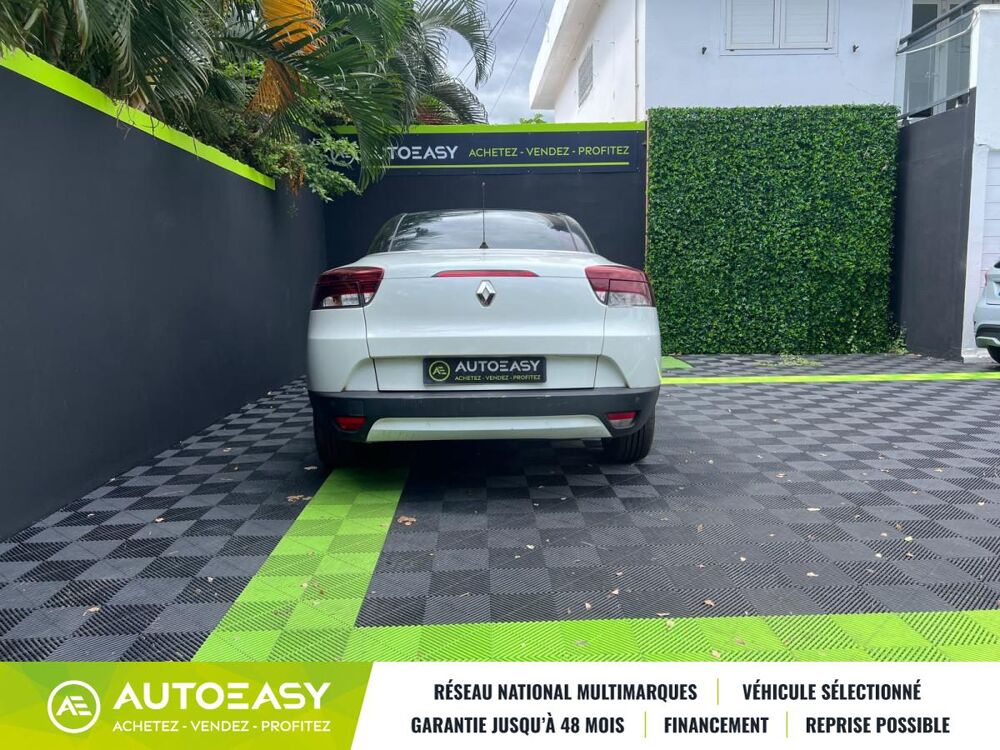M&eacute;gane III Phase 2 Coup&eacute; Cabriolet 1.5 dCi 110 cv 2011 occasion 97460 Saint-Paul