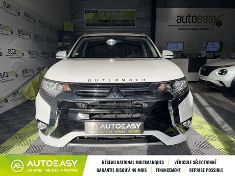 Outlander 200CH PLUG-IN HYBRID EV 4X4 INSTYLE 2017 occasion 83520 Roquebrune sur Argens