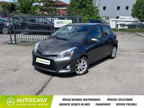 Toyota Yaris Hybrid 100H / STYLE 2013 occasion Bourgoin-Jallieu 38300