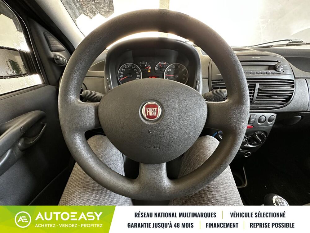 Punto 1.2 8v 60ch Cult II 5p 2009 occasion 84260 Sarrians