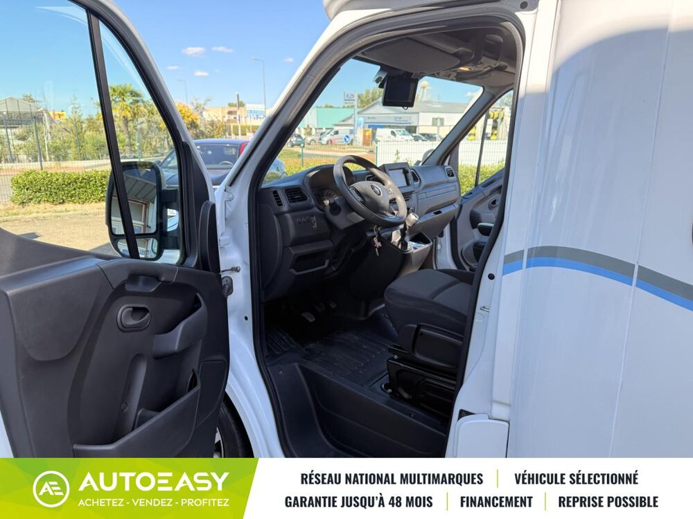 Master CAMION CHEVAUX / CAISSE CHEVAUX VANS ROUSSEL / L3H2 / 2.3 DC 2021 occasion 42120 LE COTEAU