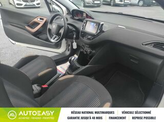 208 1.6 eHDI 92 CH STYLE 3 PORTES CLIM TBE 2013 occasion 08440 Vivier au Court