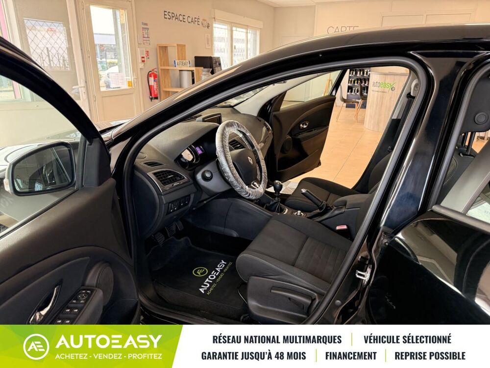 M&eacute;gane III PHASE 3 HATCHBACK 1.2 TCE 115 / LIMITED / 1ERE MAIN 2015 occasion 42120 LE COTEAU