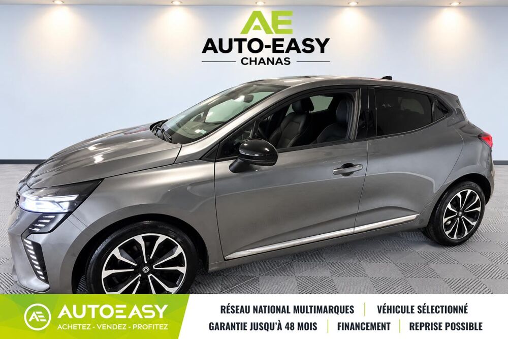 Captur RENAULT CLIO V NOUVELLE Clio TCe 90 Techno 2024 occasion 38150 CHANAS