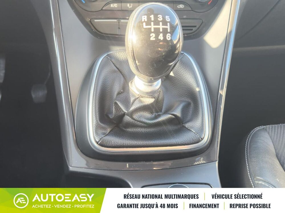 Kuga II 2.0 TDCi 4x2 140 / TREND / TR&Eacute;S BON &Eacute;TAT 2013 occasion 79000 NIORT