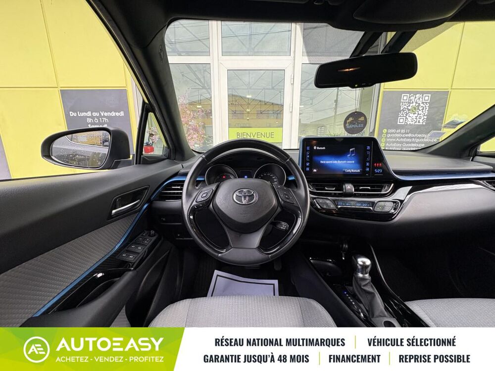C-HR 122h Hybride Dynamic 2WD E-CVT // Boite automatique 2019 occasion 97122 Baie-Mahault