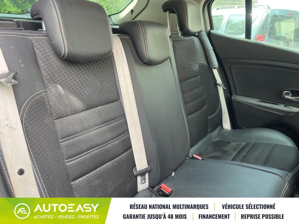M&eacute;gane 1.5 dCi Bose EDC eco&sup2; 2015 2014 occasion 84260 Sarrians