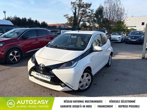 Toyota Aygo 1.0 / 69 CH / X-PLAY / CLIM 2018 occasion Bourgoin-Jallieu 38300