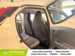 Aygo 5 PORTES Phase 2 1.0 VVTI 12V 72 / X PLAY APP / 1ERE MAIN 2019 occasion 42120 LE COTEAU