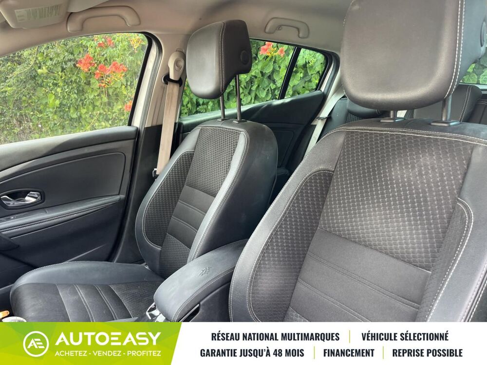 M&eacute;gane 1.5 dCi Bose EDC eco&sup2; 2015 2014 occasion 84260 Sarrians