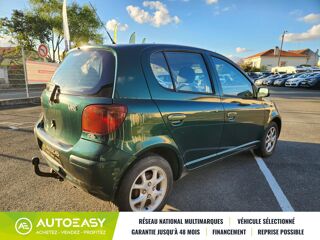 Yaris 1.4 D-4D 75 FINITION SOL /MOTEUR A CHAINE / IDEAL JEUNE COND 2004 occasion 79000 NIORT