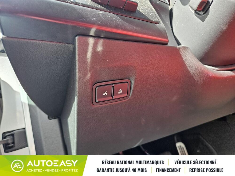 Corvette C7 (Z51) STINGRAY 6.2 V8 466 LT3 FRANCAISE 2015 occasion 15130 Lafeuillade-en-V&eacute;zie