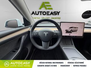 Model Y STANDARD RANGE / 299 CH / SOH 90.5% 2022 occasion 38300 Bourgoin-Jallieu