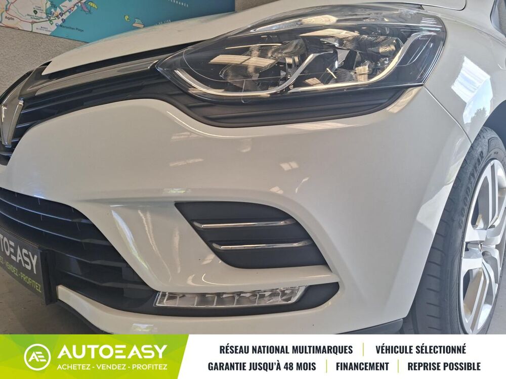 Clio 0.9 TCE 90 GENERATION / ENTRETIEN A JOUR 2020 occasion 34770 Gigean