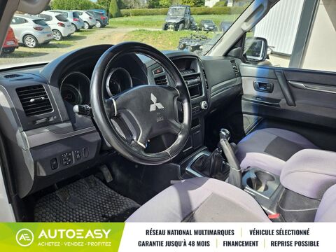 Pajero IV 3.2 DID 200 4X4 3P BVM 2011 occasion 15130 Lafeuillade-en-V&eacute;zie