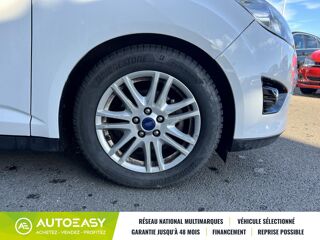C-max 1.0i 16V EcoBoost 125 cv TITANIUM / Distribution ok 2014 occasion 03000 Avermes