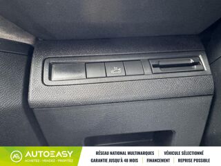 3008 II 2.0 BlueHDi EAT8 S&S 177 cv Bo&icirc;te auto 2019 occasion 56000 Vannes