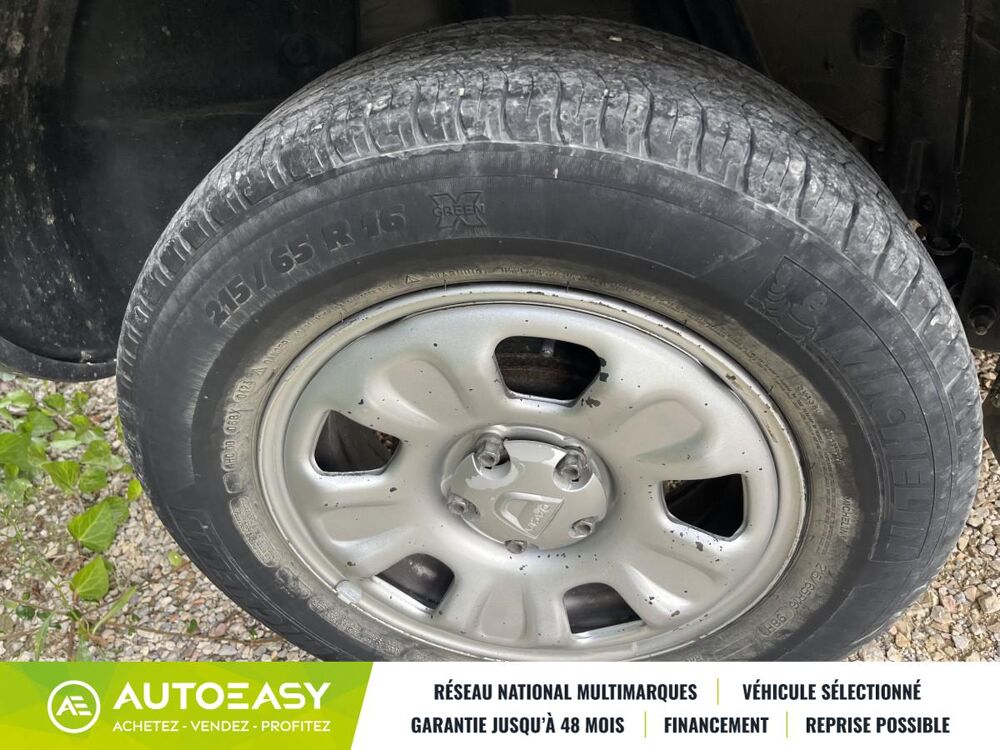 Duster 1.5 dCi 110 ch FAP Laur&eacute;ate 4X2 2013 occasion 84260 Sarrians