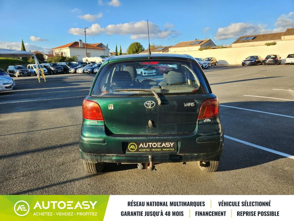 Yaris 1.4 D-4D 75 FINITION SOL /MOTEUR A CHAINE / IDEAL JEUNE COND 2004 occasion 79000 NIORT