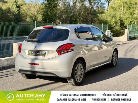 208 1.2 THP Allure 110 cv / 35 500 km / FULL Entretien PEUGEOT / 2016 occasion 34430 Saint-Jean-de-Vedas