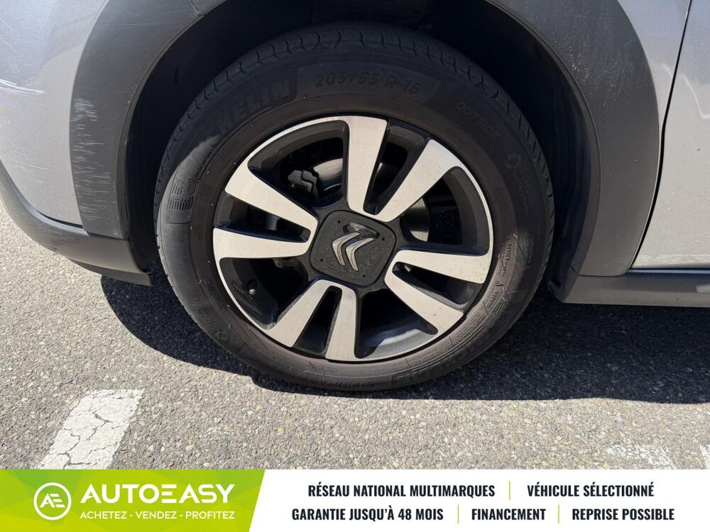 C3 1.2 PureTech 83 ch C-Series / Suivi 100% Citroen 2023 occasion 69120 Vaulx-en-Velin