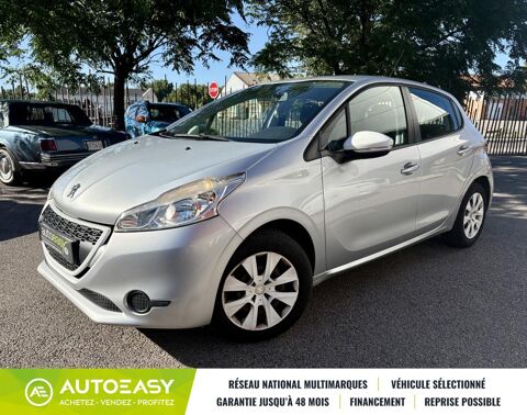 Peugeot 208 1.0 Vti 68cv LIKE 5p / Distribution r&eacute;cente / 2014 occasion Aix-en-Provence 13290